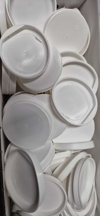 ZAŚLEPKI / ZATYCZKI fi 70 NOWE 150szt.  - wysyłka gratis