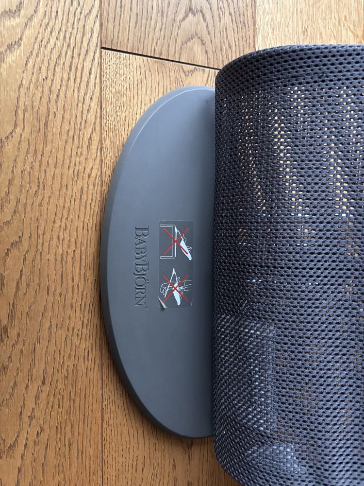 BABYBJORN - leżaczek BLISS MESH - Antracytowy