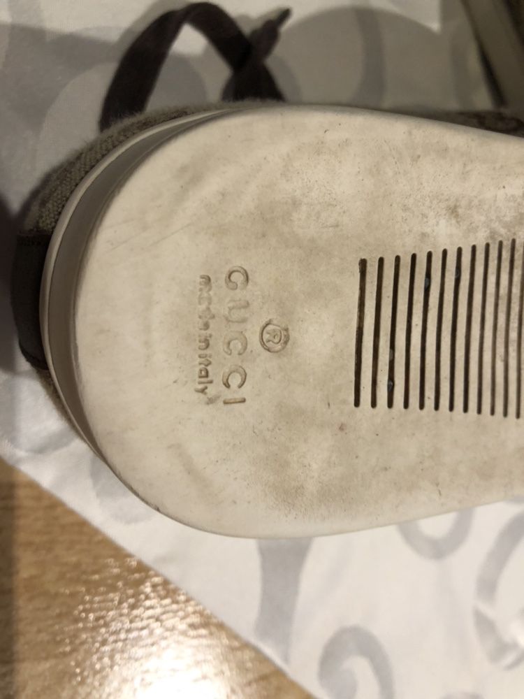 Buty Gucci uni rozmiar  40
