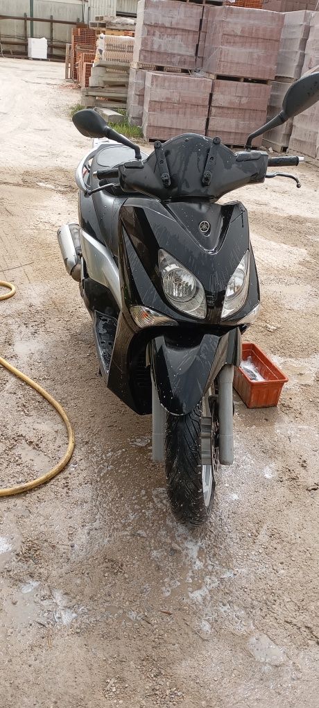 Yamaha xcity 125