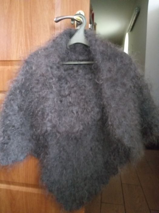 Пуховий платок темно сірий