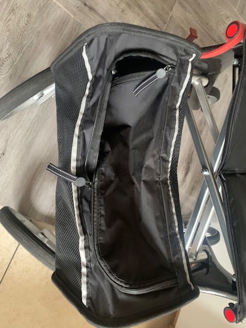 Chodzik balkonik składany czterokołowy BESCO medical Carbon new