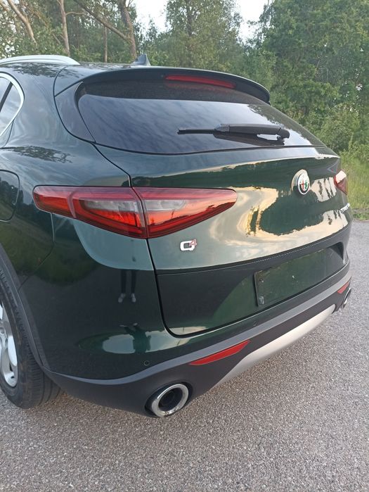 Alfa Romeo Stelvio 2.0 benzyna
