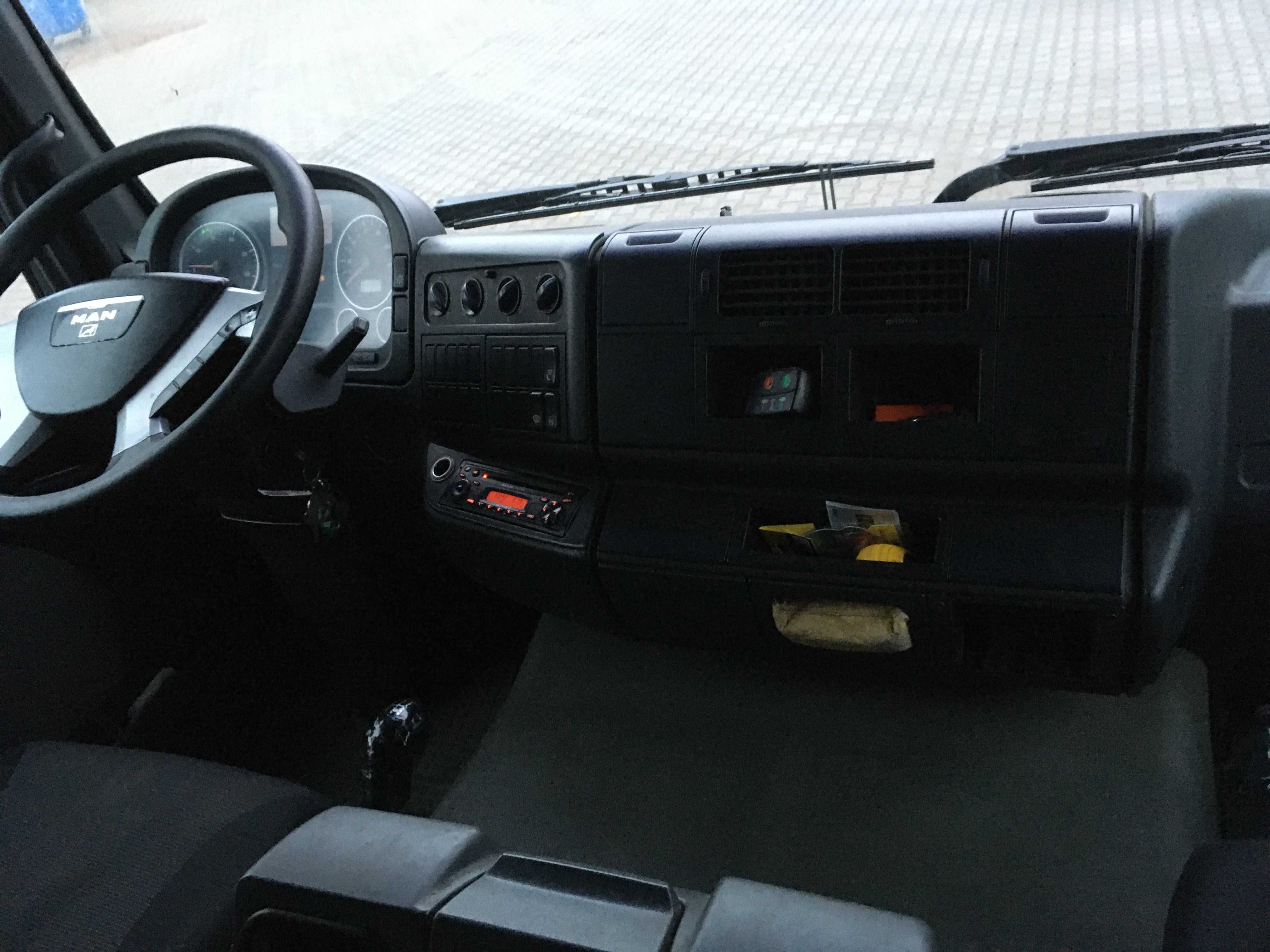 MAN TGM 18 280 duża kabina, niaski przebieg, winda