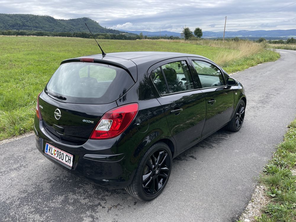 Opel Corsa D 1.2 Bezyna