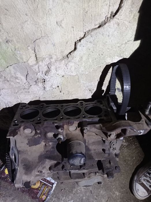 Продам мотр мазда 323 ф ба 1.5 z5de