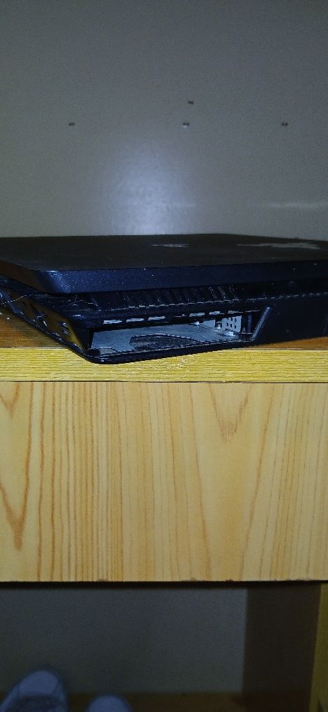 PS4 slim AVARIADA sem hdd
