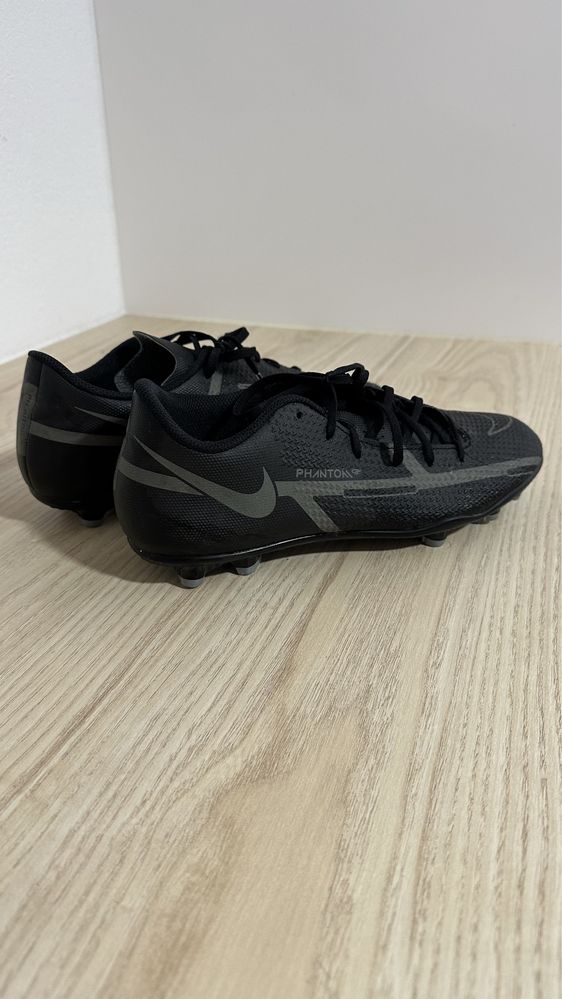 Chuteiras Nike Phantom Nr40