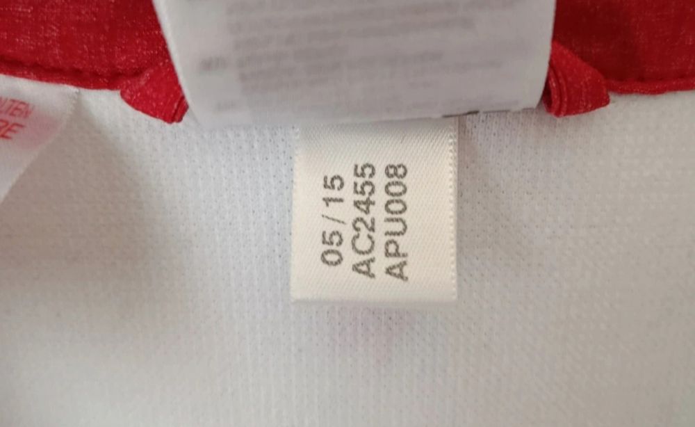 FC Manchester United sezon 2015/2016.rozmiar L,13-14 lat