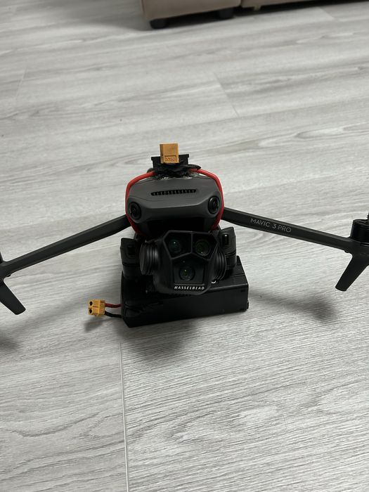 Mavic 3 pro під спарки з баткою