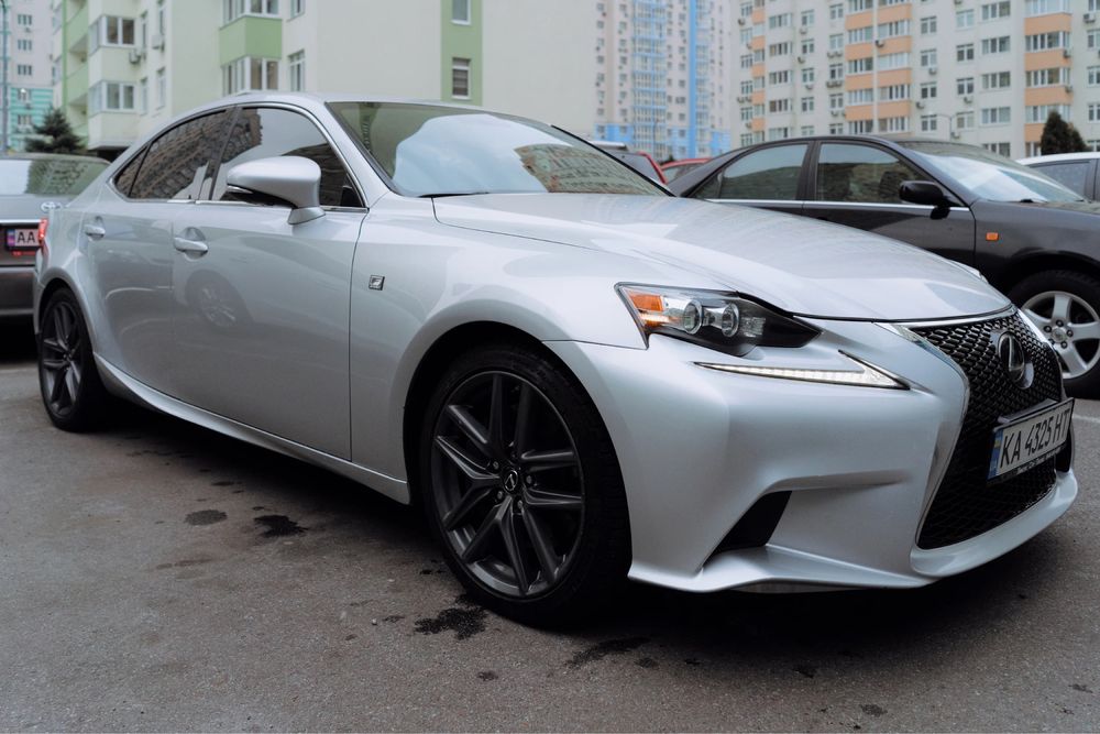 Lexus IS 350 F-sport