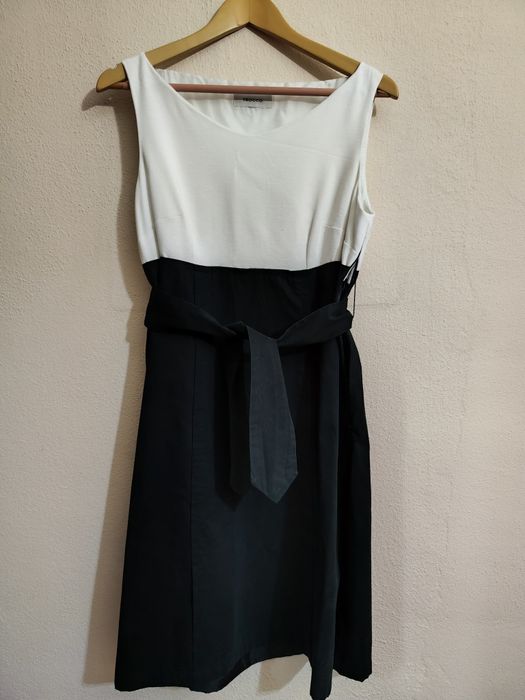 Elegante vestido de cerimónia/ trabalho, branco e preto da Trucco
