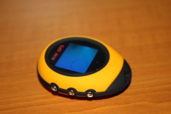 Mini GPS tracker, міні ГПС трекер-мини в виде брелка для грибников.