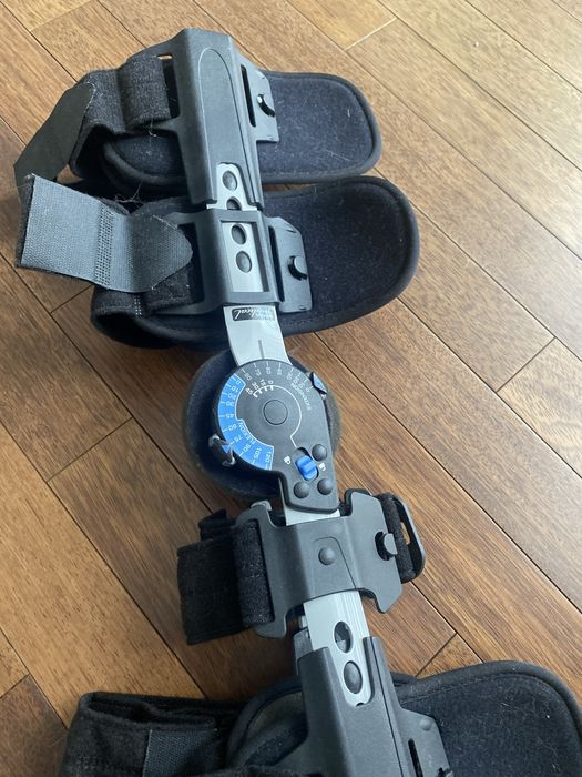 orteza stawu kolanowego Rebound Post-Op Knee firmy Össur.