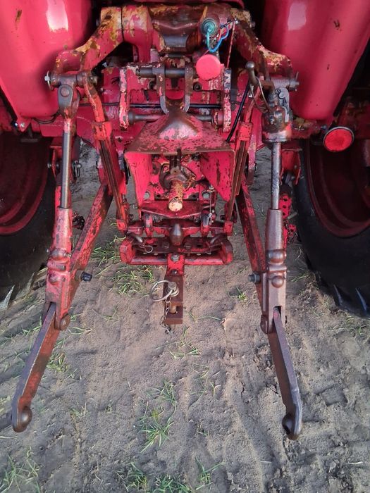 Ciagnik International (Case) 674 moc 65KM wspomaganie