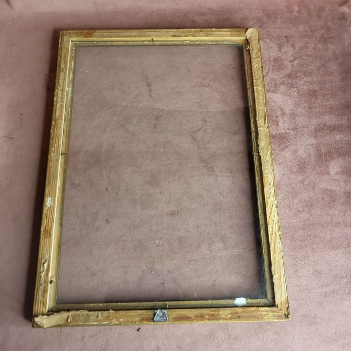 Stara drewniana ramka z szybką ¹⁹²
