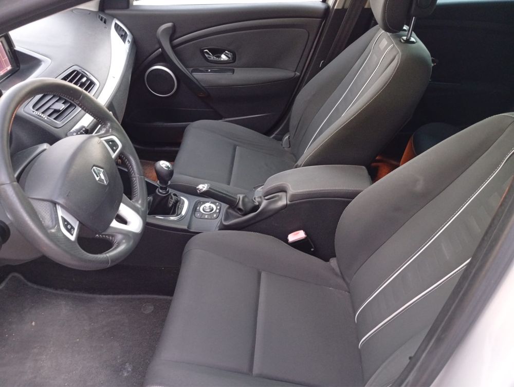 Renault megane Sport Tourer 1.6 Dci 130cv