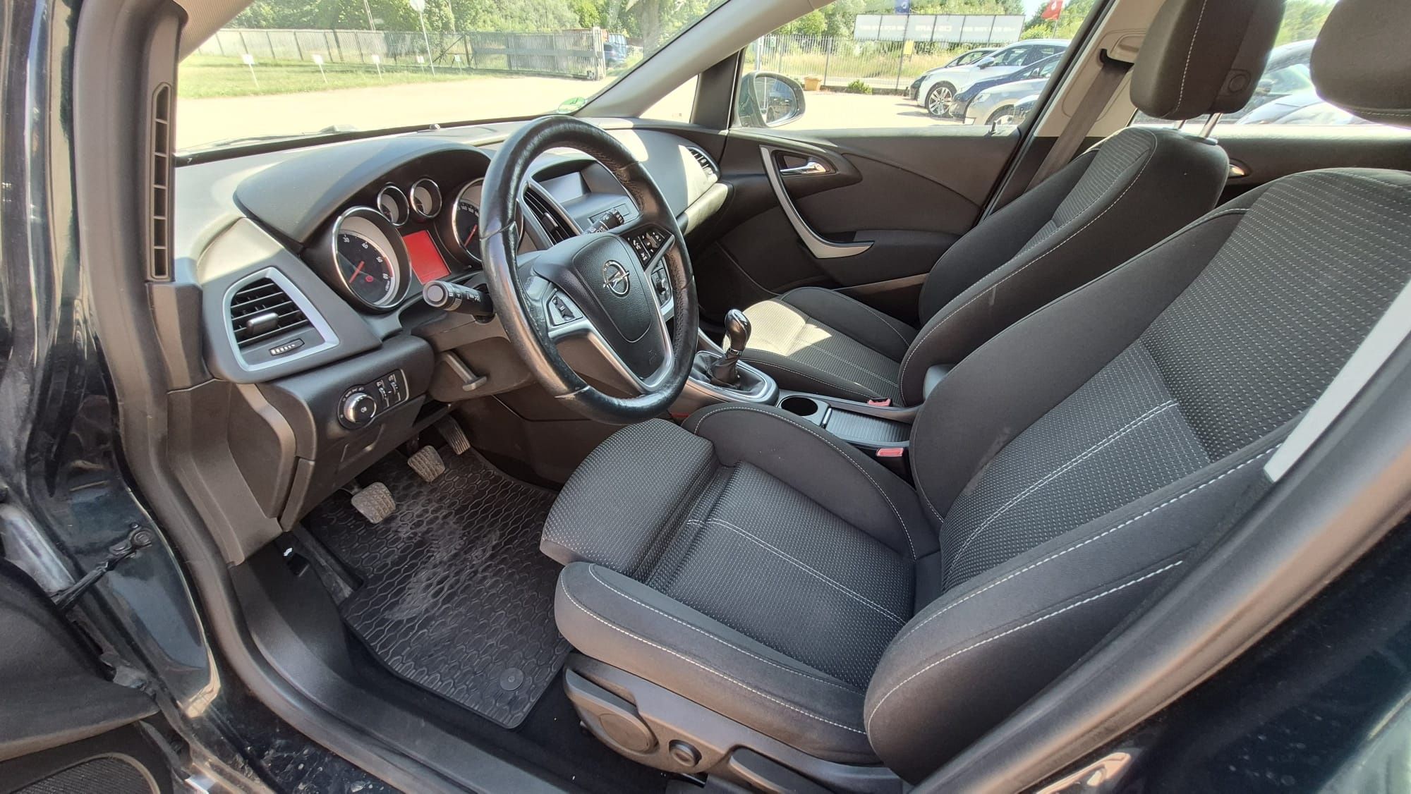 Opel Astra J  Nowy Rozrząd Doinwestowana Super Stan