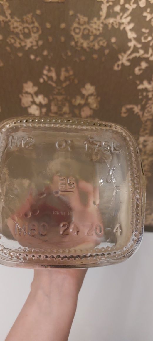 Пустая бутылка  Maker's  Mark whisky 1.75L в коллекцию