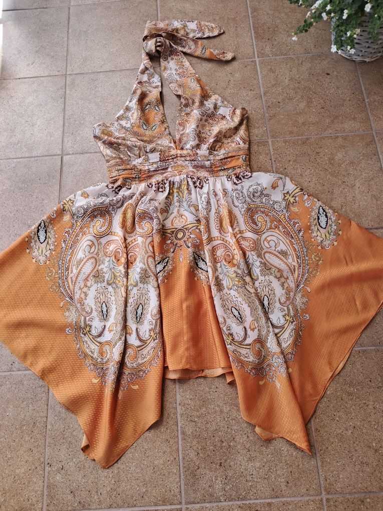 Ładna zwiewna sukienka H&M
