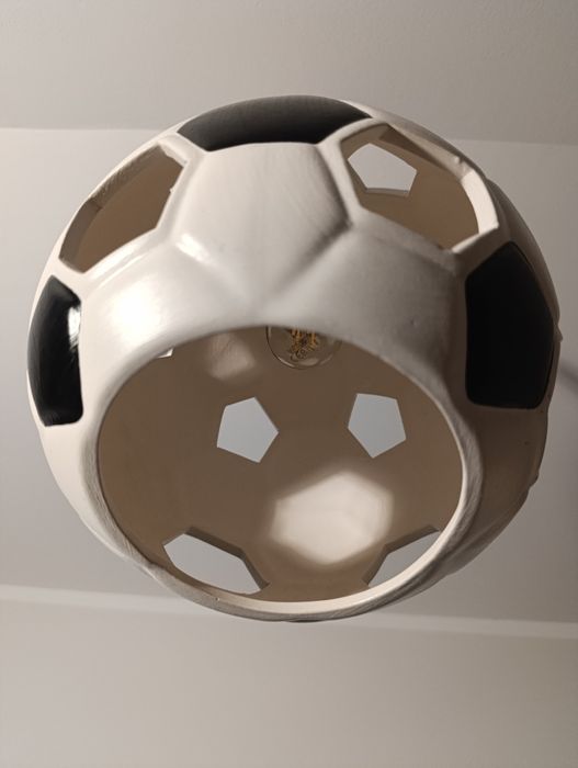 Lampa sufitowa żyrandol piłka nożna