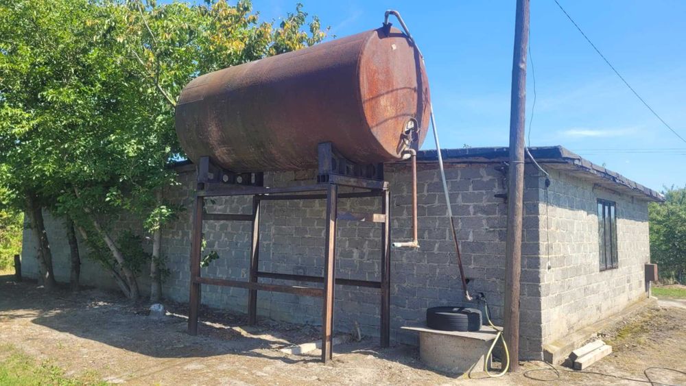 Zbiornik metalowy / stalowy / woda / szambo / 10 000 litrów