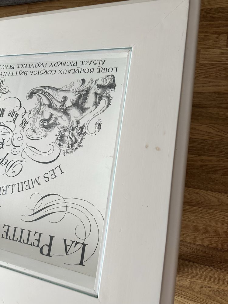 Stolik kawowy drewniany z szufladą i szklem