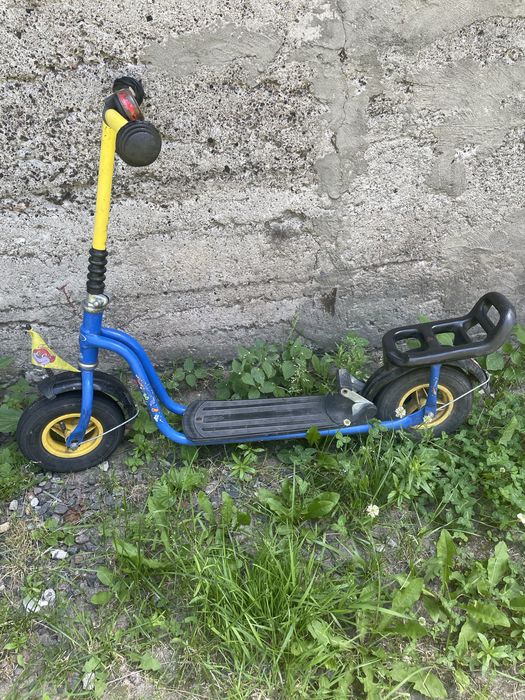 Продам самокат дитячий, на ходу. 400грн