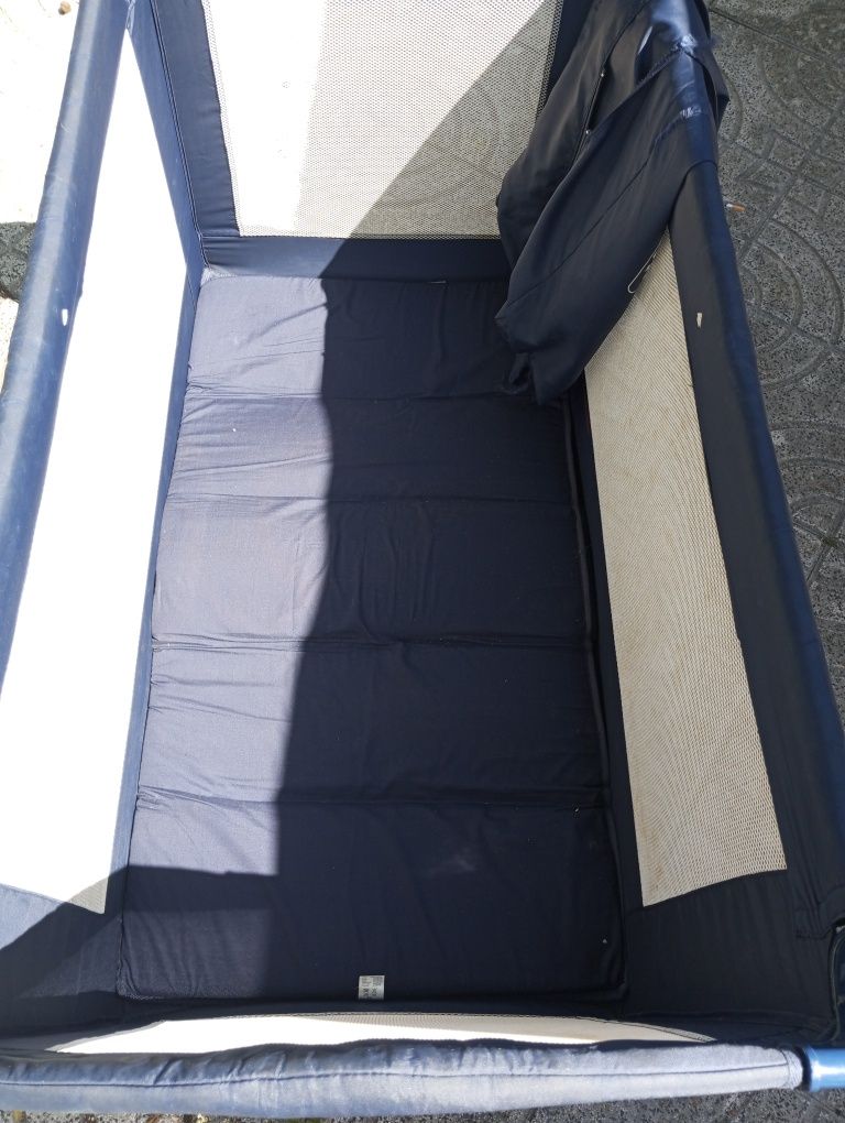 Cama de viagem para bebé