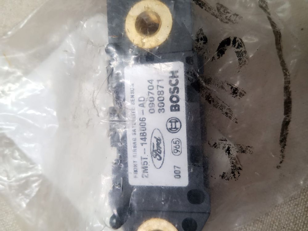 Ford Focus MK1 czujnik uderzeniowy 2M5T