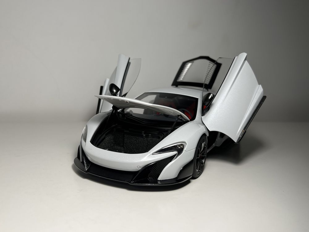 Sprzedam model 1:18 McLaren 675 LT AUTOART [NOWY]