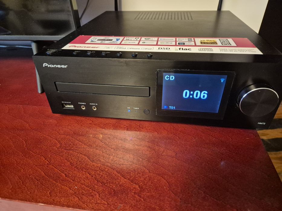 Wieża Pionner XC-HM72-K