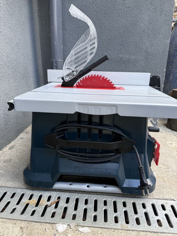 Пила циркулярная Bosch Professional GTS 635-216 циркулярка торцовка