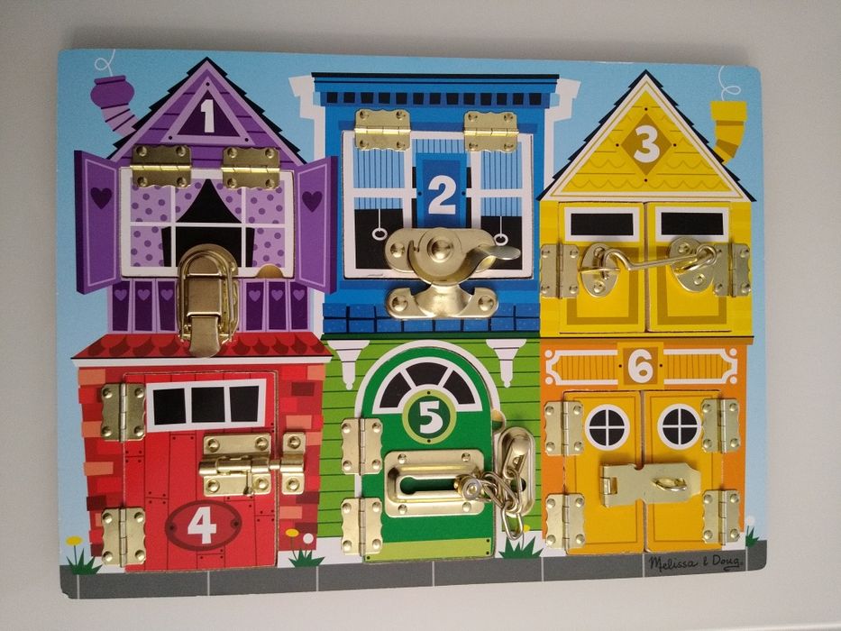 Tablica manipulacyjna z zamkami Melissa and Doug 13785