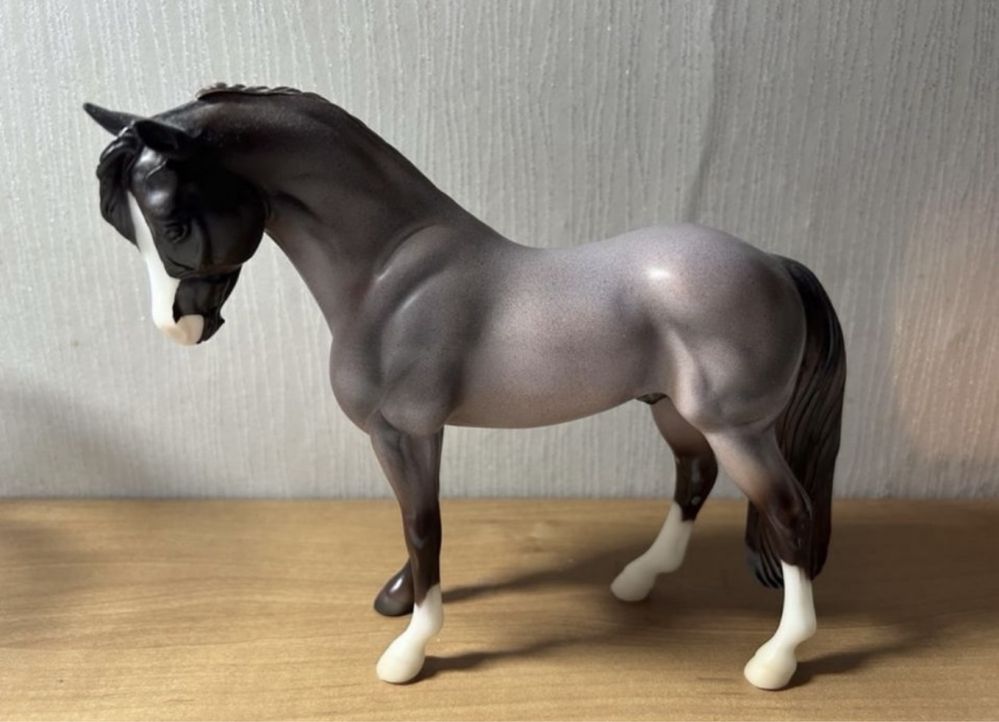 Breyer Traditional Brookside Pink Magnum