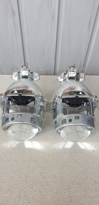 Линзы ксенон оригинал ближнего света Тойота Прадо 150