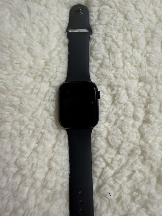 Apple whatch SE 44 mm