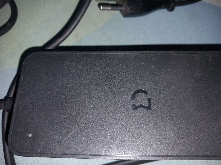 Carregador de trotineta  eléctrica