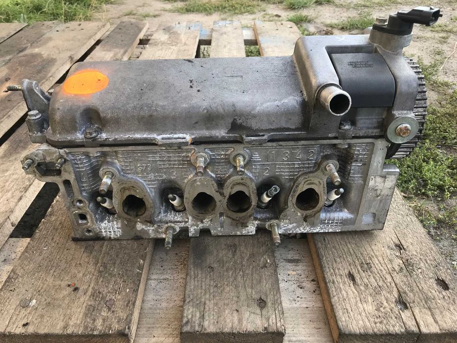 ГБЦ головка блока Fiat Punto Seicento Doblo Strada Siena 1.2 8V БЕНЗИН