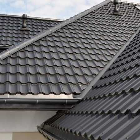 Металеві покрівельні матеріали:профнастил, металевий профіль, черепиця