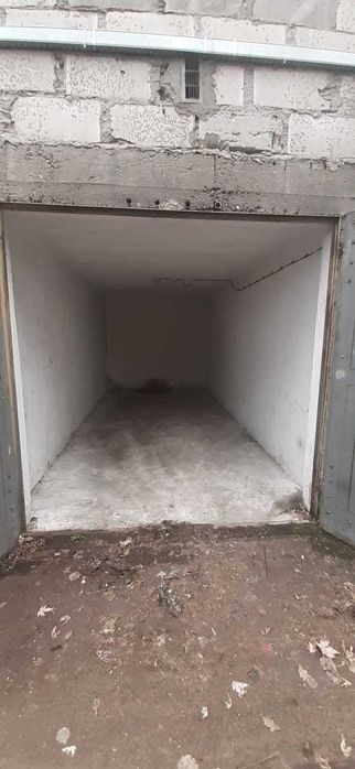 Sprzedam Garaż 17m2 ul. Himalajska z Księgą Wieczystą - BEZPOŚREDNIO