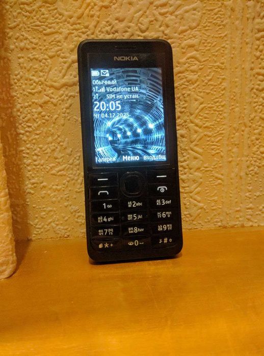 Nokia 301 в новом корпусе, батарея 6 дней, s40 Java игры 200 шт