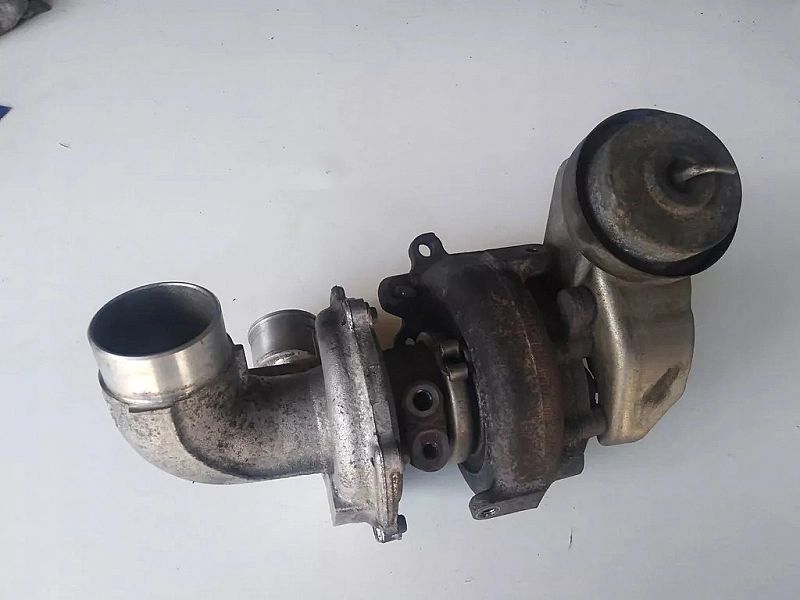 Turbosprężarka E1151v4/0a0466/2.2 D4d Rav 4 Iii