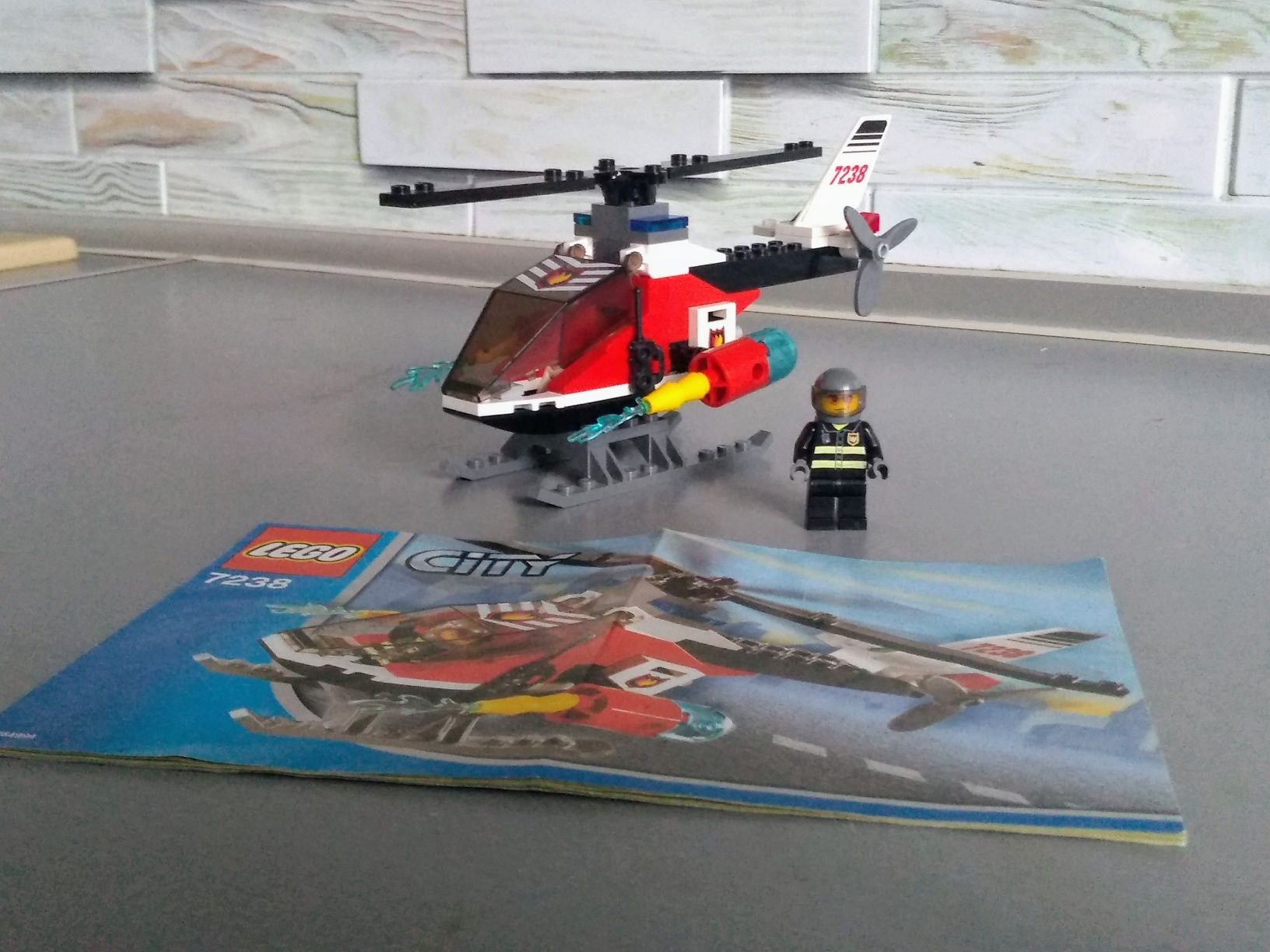 Klocki LEGO helikopter strażacki