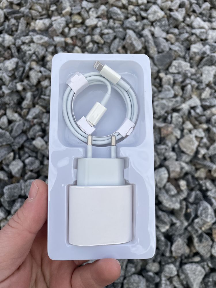 Зарядка для айфон 20 ват apple iphone power delivery швидка зарядка