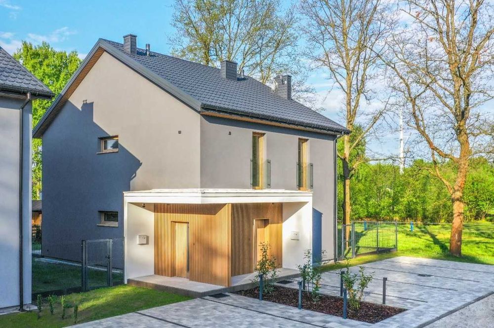 Iglasta Ostoja – apartament z parkingiem, ogrodem i poddaszem w cenie