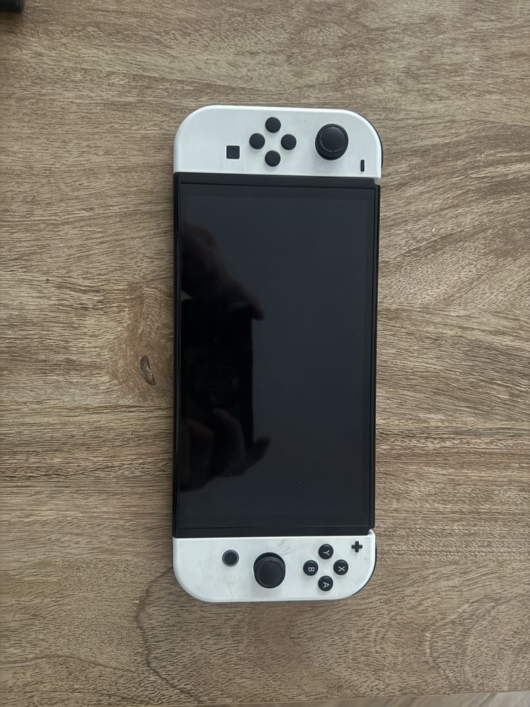 Nintendo Switch OLED + Gry