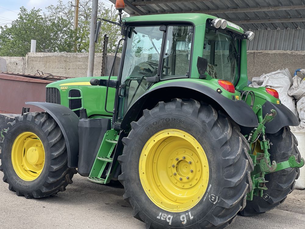 Продам John Deere 6830 Premium