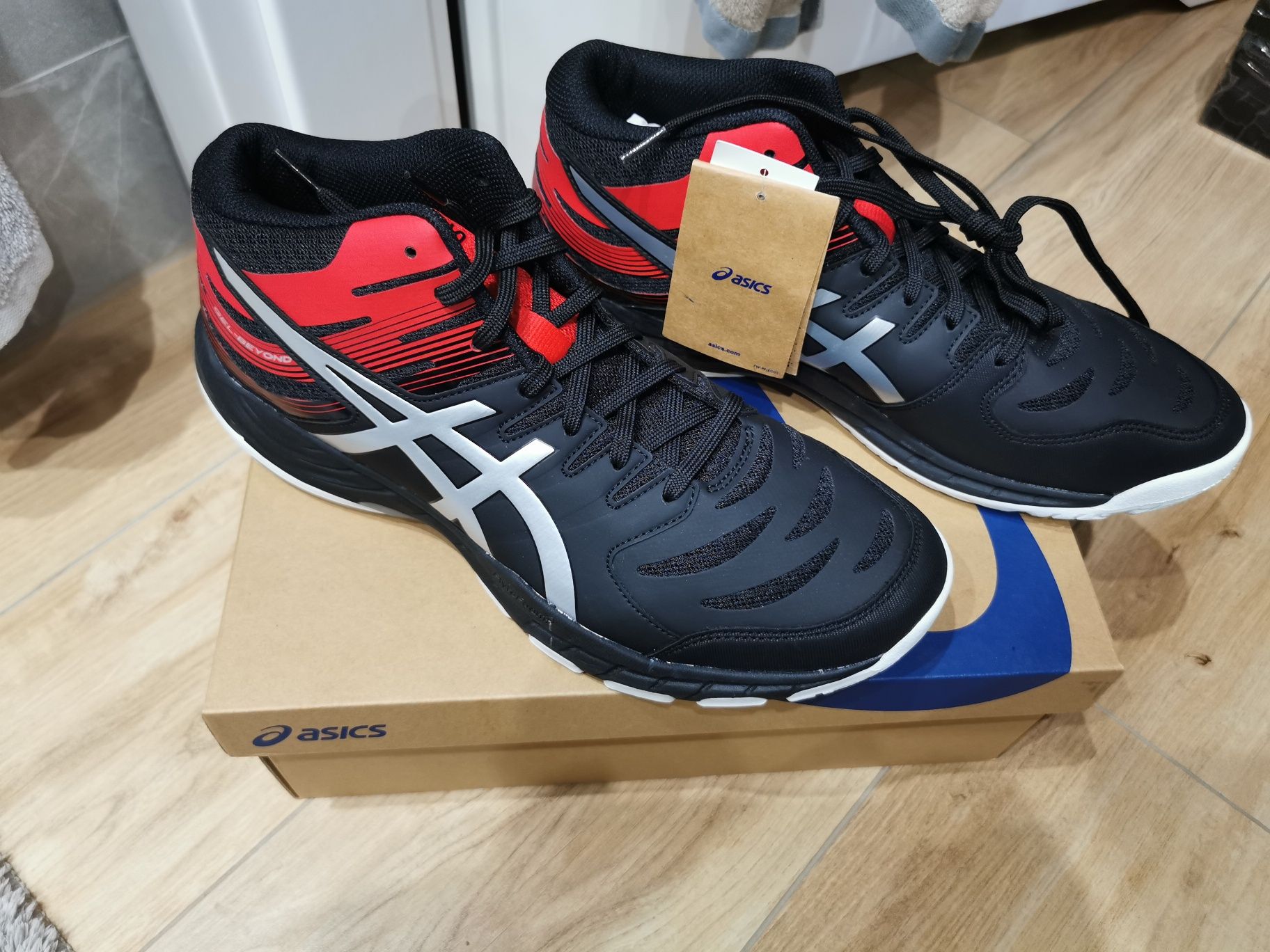 Buty siatkarskie Asics Gel-Beyond MT6 roz. EUR 47 (30 cm) NOWE