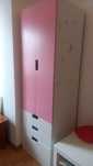 Roupeiro cor de rosa